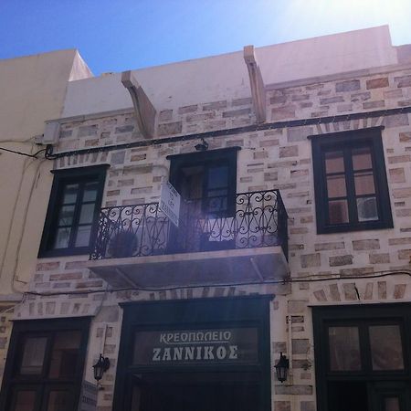 Zannikos Rooms Ermoupoli Ngoại thất bức ảnh