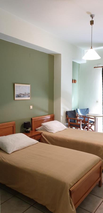 Zannikos Rooms Ermoupoli Ngoại thất bức ảnh